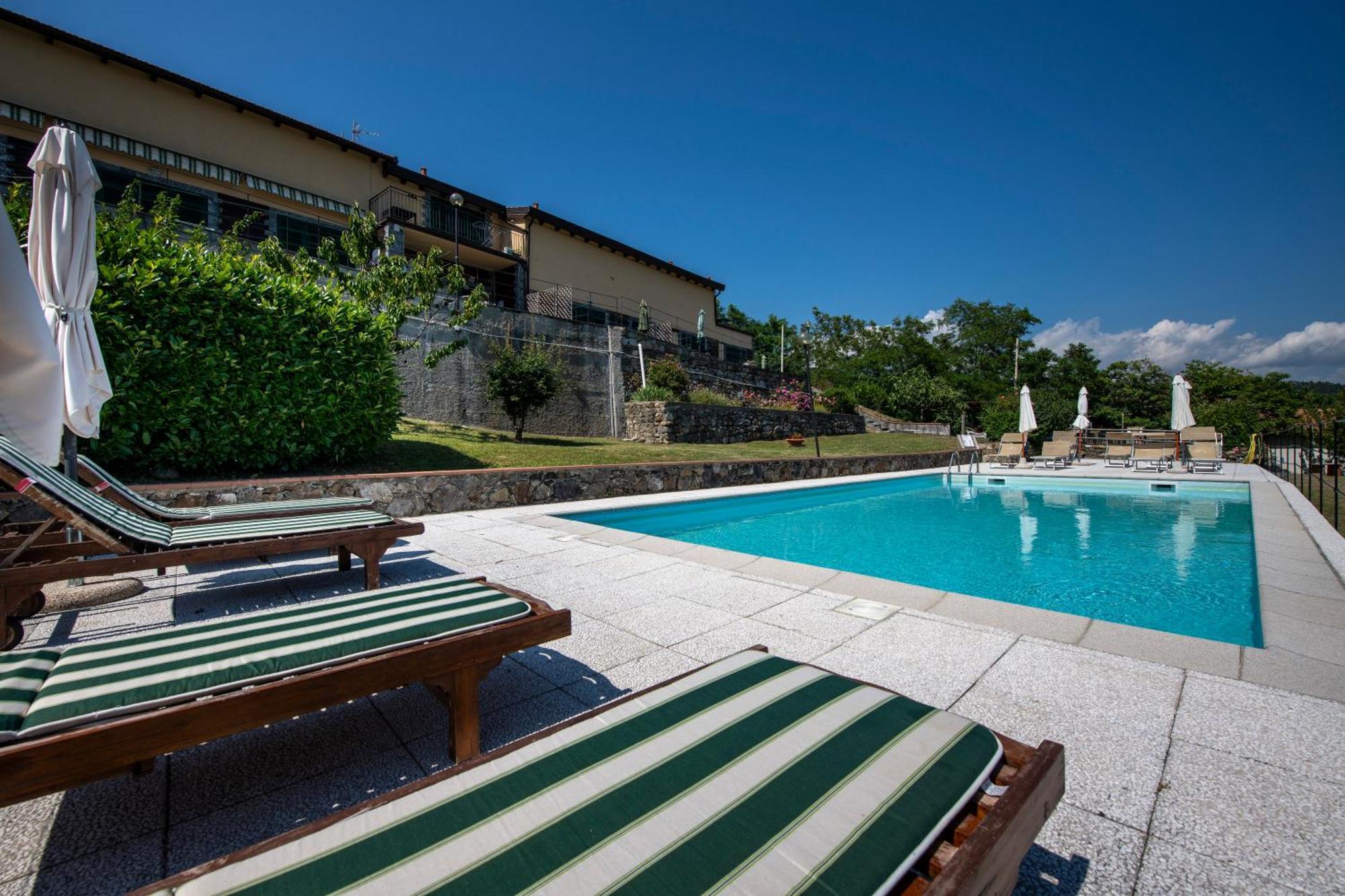 211 - Appartamento Acacia, Terrazza Giardino E Piscina Carro Exterior foto